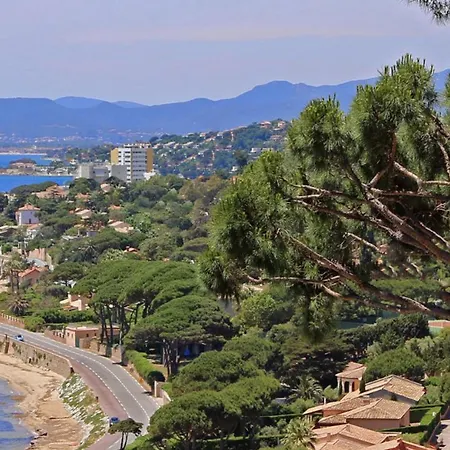 3 Pieces Climatise Au Coeur De Sainte-maxime, A 100m Des Plages - Fr-1-226-513 Sainte-Maxime